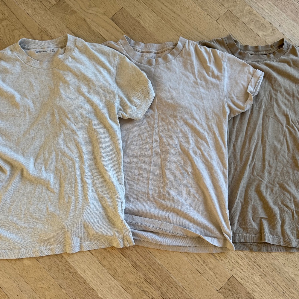 Lot of 3 Abercrombie & Fitch Men's T-Shirt in Beige XS